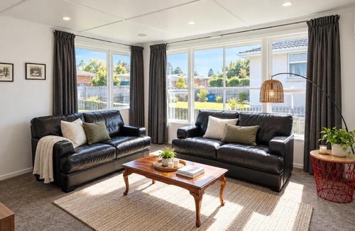 Dunedin House | Whole House-Nice, cozy house in Dunedin with spectacular view