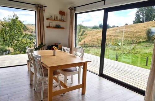Hamurana Cottage | Wildberry Cottage - Modern Country Escape
