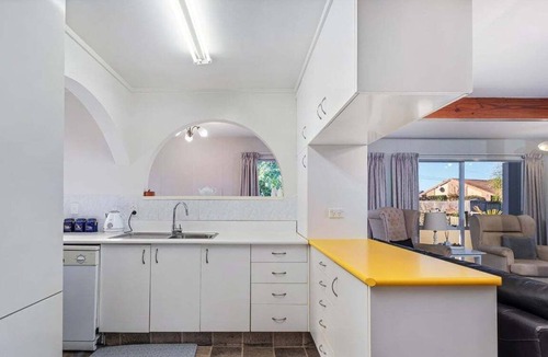 Whangamata House | Williamson Getaway - Whangamata