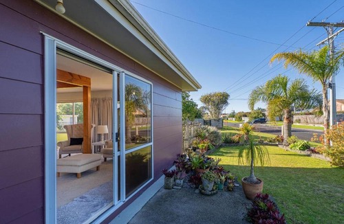 Whangamata House | Williamson Getaway - Top Whangamata Location