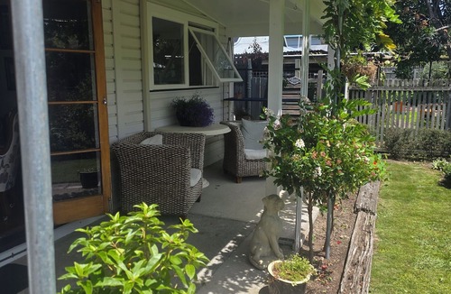 Te Awanga Cottage | Willowstream Cottage - Te Awanga, Hawkes Bay NZ