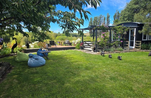Te Awanga Cottage | Willowstream Cottage - Te Awanga, Hawkes Bay NZ