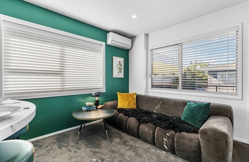 Hamilton Apartment | Winifreds Apartments - By Superior Stays