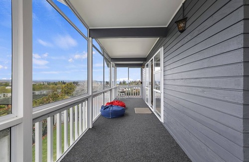 Nukuhau House | Woodward House Taupo