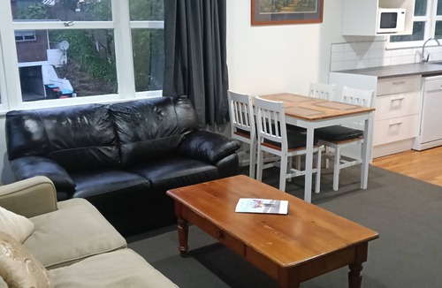 Saint Johns Apartment | Your Cosy and Comfortable St Johns home in Auckland
