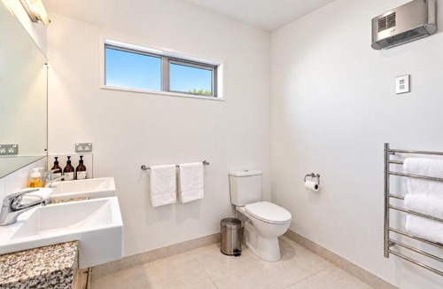 Wanaka Apartment | Your Wanaka Base | Treble Cone Views & Resort