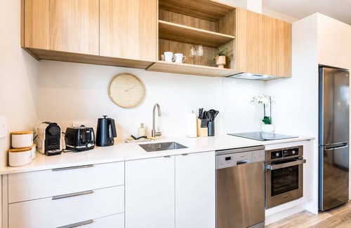 Lower Hutt House | Zen Den | Peaceful Retreat Near Wellington