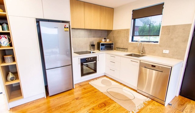 2 Bed Paradise near Hagley Park in Christchurch