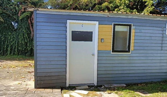 2 double and 1 sofa beds chalet
