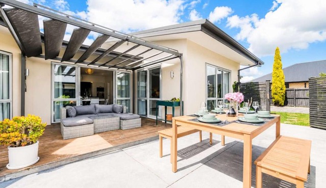 5 Bedroom Wigram Modern Family Home with Patio & Parking in Christchurch