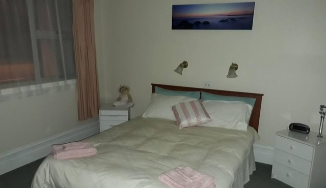 Ahuriri Beach Front with stunning sea views