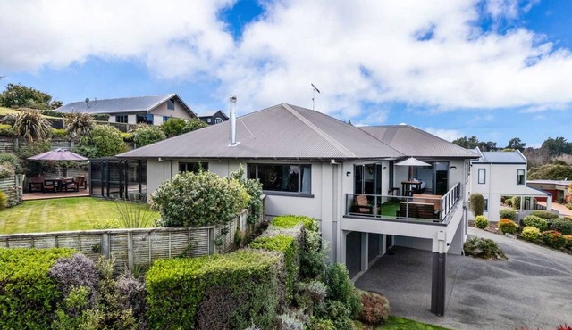 Amazing Views & space Galore in Taupō