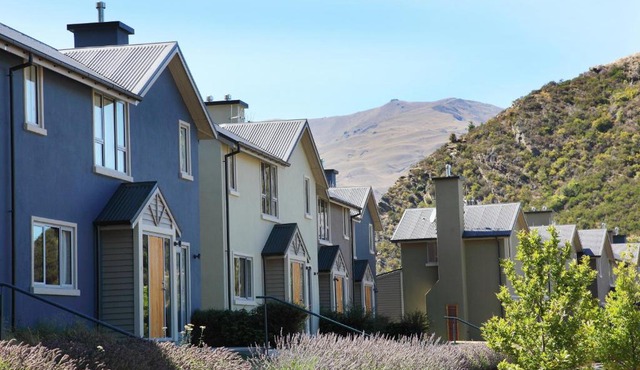 Arrowfield Apartments in Queenstown