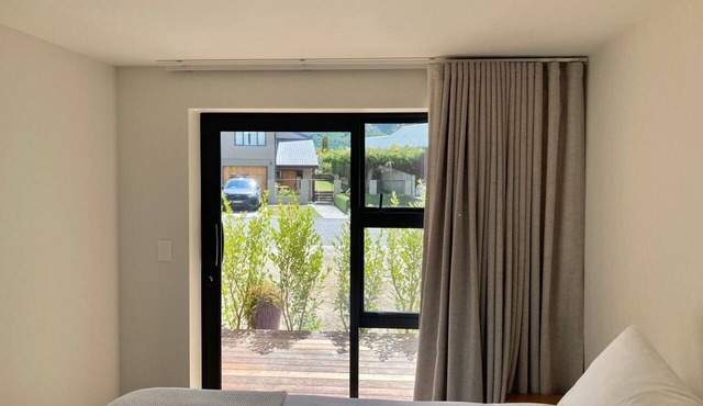 Arrowtown Getaway, one bedroom unit, close to trails & local attractions in Arrowtown