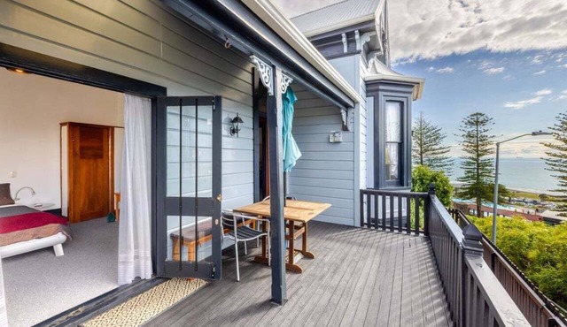 Art Deco Seaview Retreat