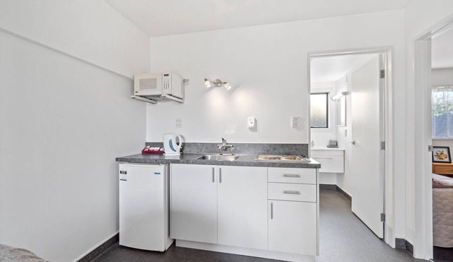 Ascot Vale Motor Lodge in Christchurch