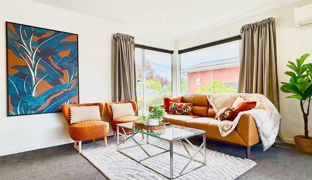 Avonhead family home with garden and parking in Christchurch in Christchurch