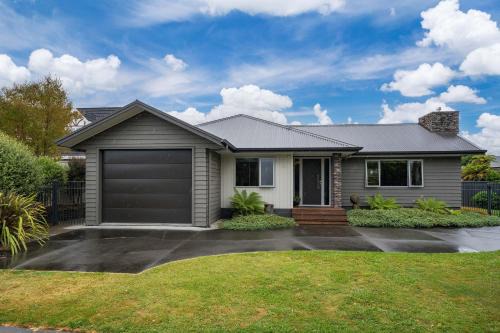 Bach 32 - Taupo Holiday Home in Kinloch