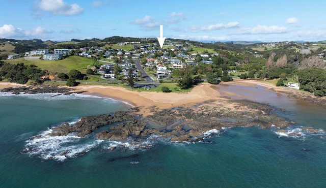 Bay View Escape - Cable bay Holiday Home