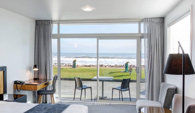 Beachfront Hotel in Hokitika