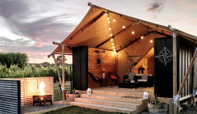 Beautiful Safari Tent on a Gorgeous Vineyard near Hastings, North Island in Hastings