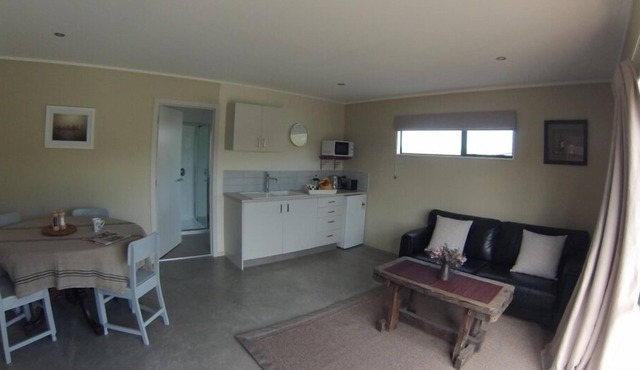 Bespoke guest house - stylish rural retreat