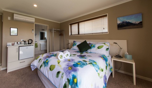 BigSky Bed and Breakfast in Omarama