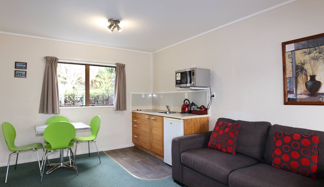 Bk's Counties Motor Lodge