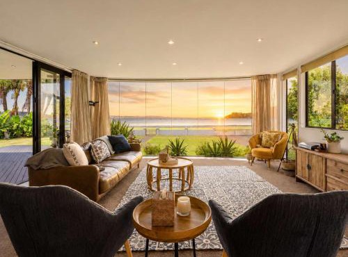 Blackpool Bayside - Stay Waiheke