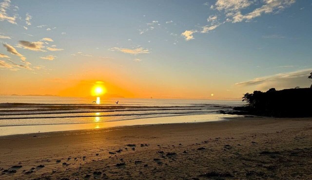 Blue Moon Coastal Escape in Langs Beach