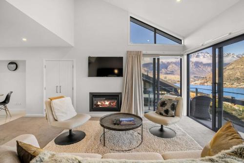 Bluewater Views in Queenstown