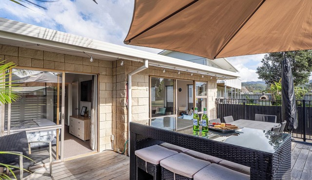 Boulevard Bliss - Pauanui Holiday Home in Pauanui