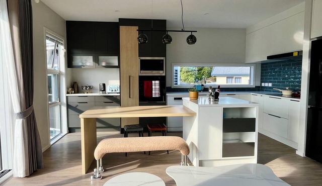 Brand new 4-bedroom house in fantastic Taupō with WiFi, AC. Enjoy your stay in Taupo