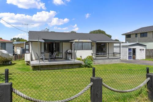 Bream Bay Sands - Ruakaka Holiday Home
