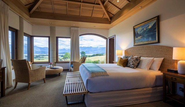 Cabot Lodge in Manapouri