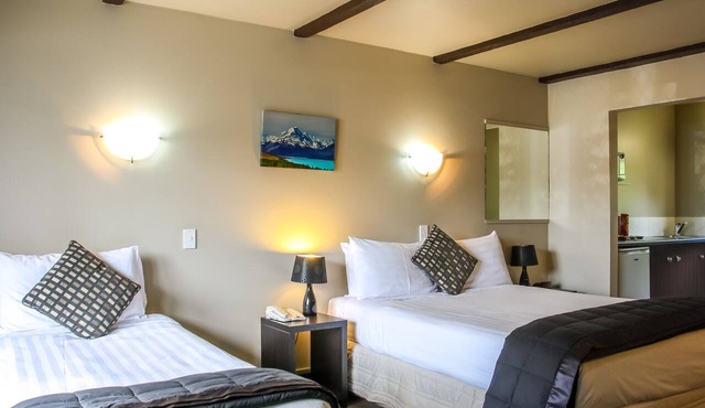 Camelot Motor Lodge in Christchurch