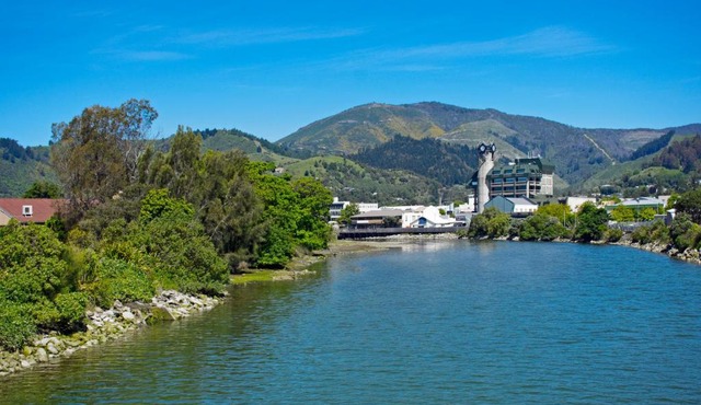 Casa Bella - Nelson Holiday Home in Nelson