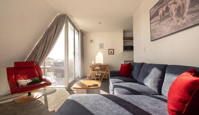 Central 2BR, Hagley Park Views, Free Parking in Christchurch