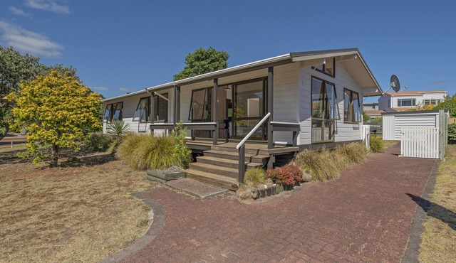 Champion Bach - Pauanui Holiday Home in Pauanui