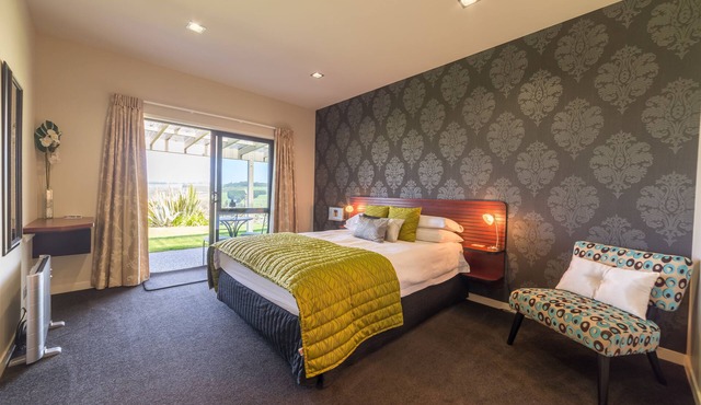 City Lights Boutique Lodge