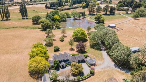 Clarendon Estate - Masterton Holiday Home in Solway