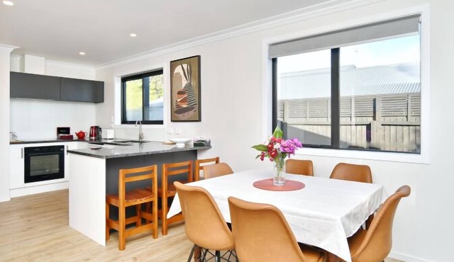 Close to Airport - Family & Group-Friendly - Lavandula 4 in Christchurch