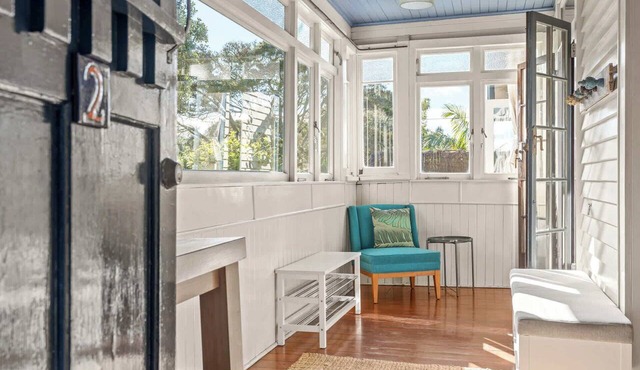 Coastal Retreat close to Devonport Beaches