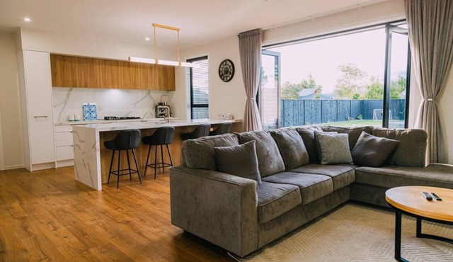 Cosy and Modern spacious home in Blenheim