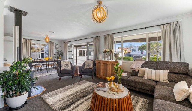 Cosy Corner on Macdonell in Taupo