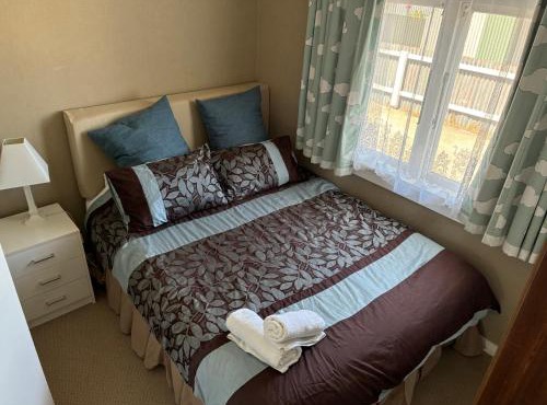 Cosy Kiwi bach Kid and Pet friendly Beach house