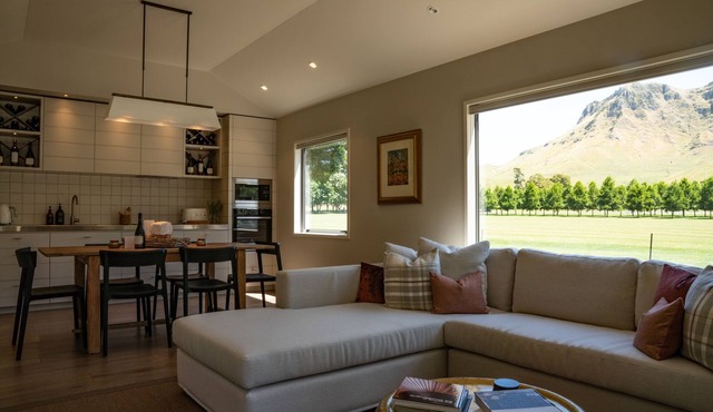 Craggy Range Luxury Vineyard Retreat