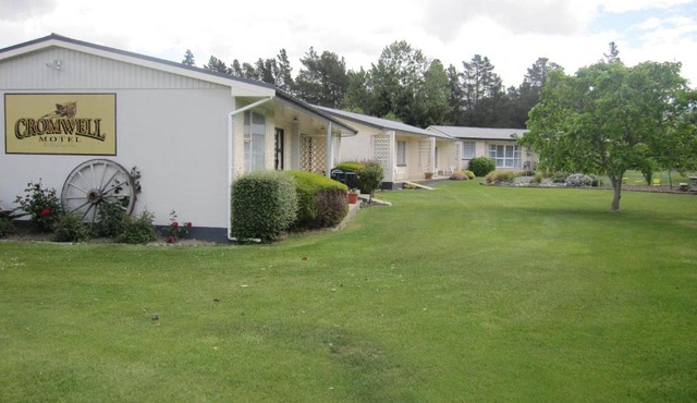 Cromwell Motel in Lowburn