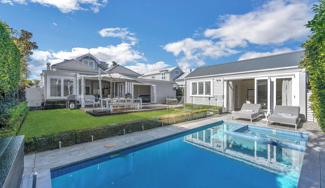 Disraeli Sanctuary by Bespoke Stays