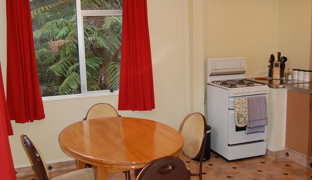Egmont Eco Leisure Park - Hostel